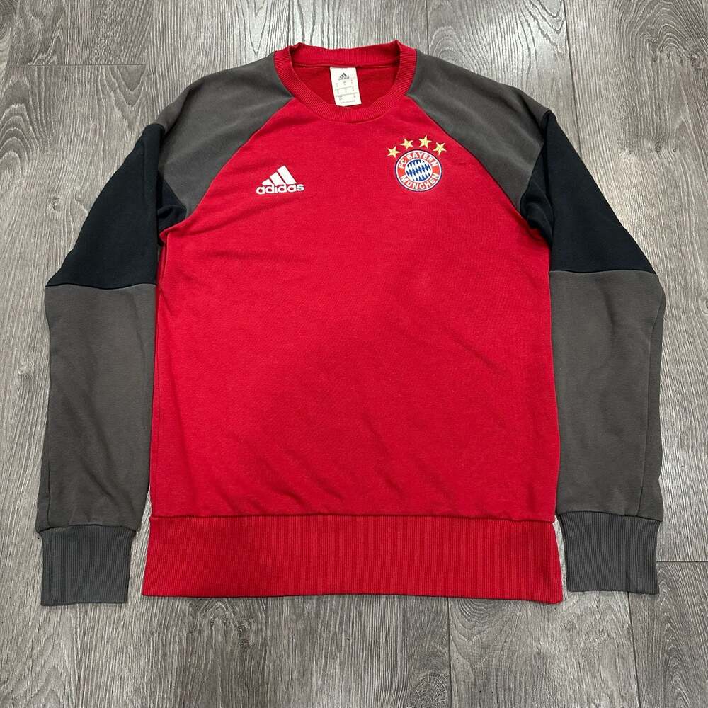 Adidas 2016-17 FC Bayern Munich Team Sweatshirt